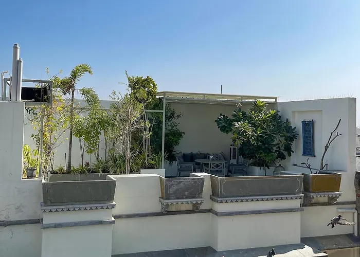 Smiling Sparrows 1 And 2 Bedroom Villas