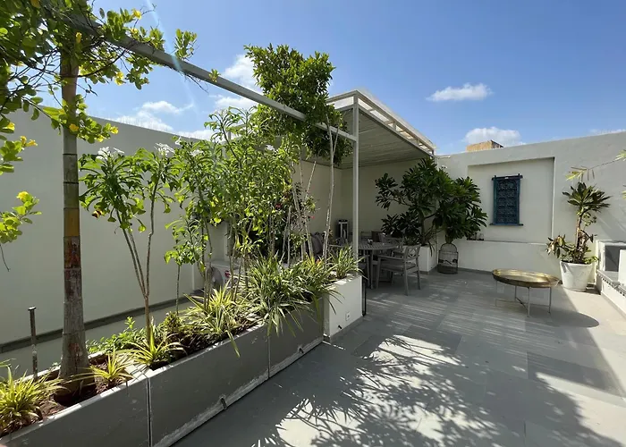 Smiling Sparrows 1 And 2 Bedroom Villas